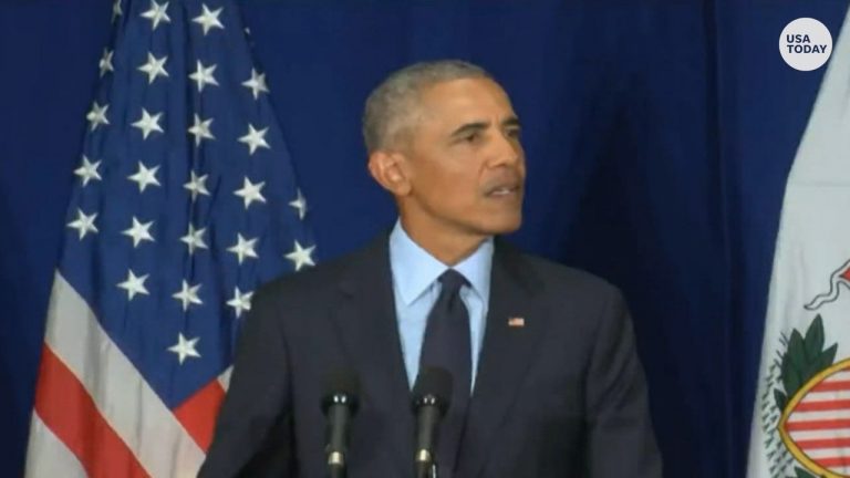e90768ec-1797-4d7d-bd2f-c1b298b2f545-VPC_OBAMA_SLAMS_TRUMP_DESK_THUMB