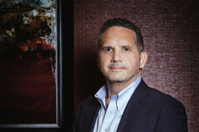 Luis-Gonzalez-696x464