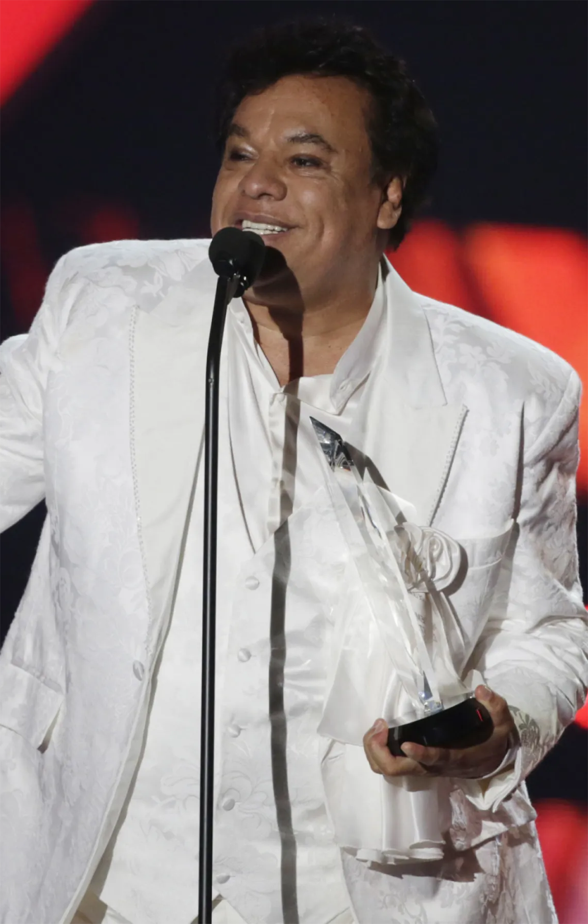 JUAN GABRIEL